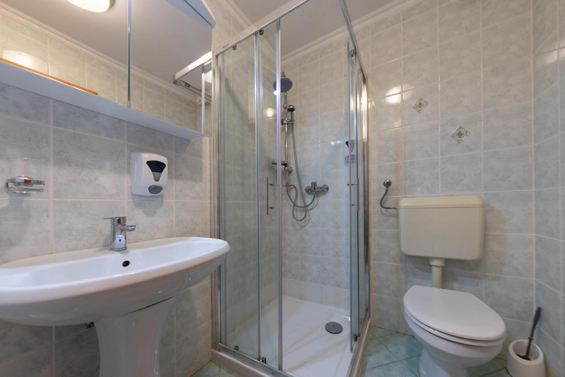 Hotel Gostisce Pri Dveh Petelinih à Bled Extérieur photo
